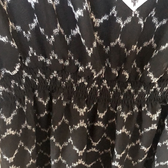 Black and grey light dress - Picture 4 of 5